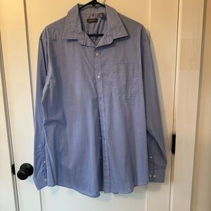 Pick any 4 of any $6 men’s button-down for $18!! 
Very lightly worn.